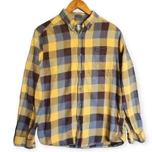 Columbia Mens Out and Back Yellow Checked Button Up Size Small